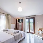 Zissis Villa & Pool 5Min Drive To Beach
