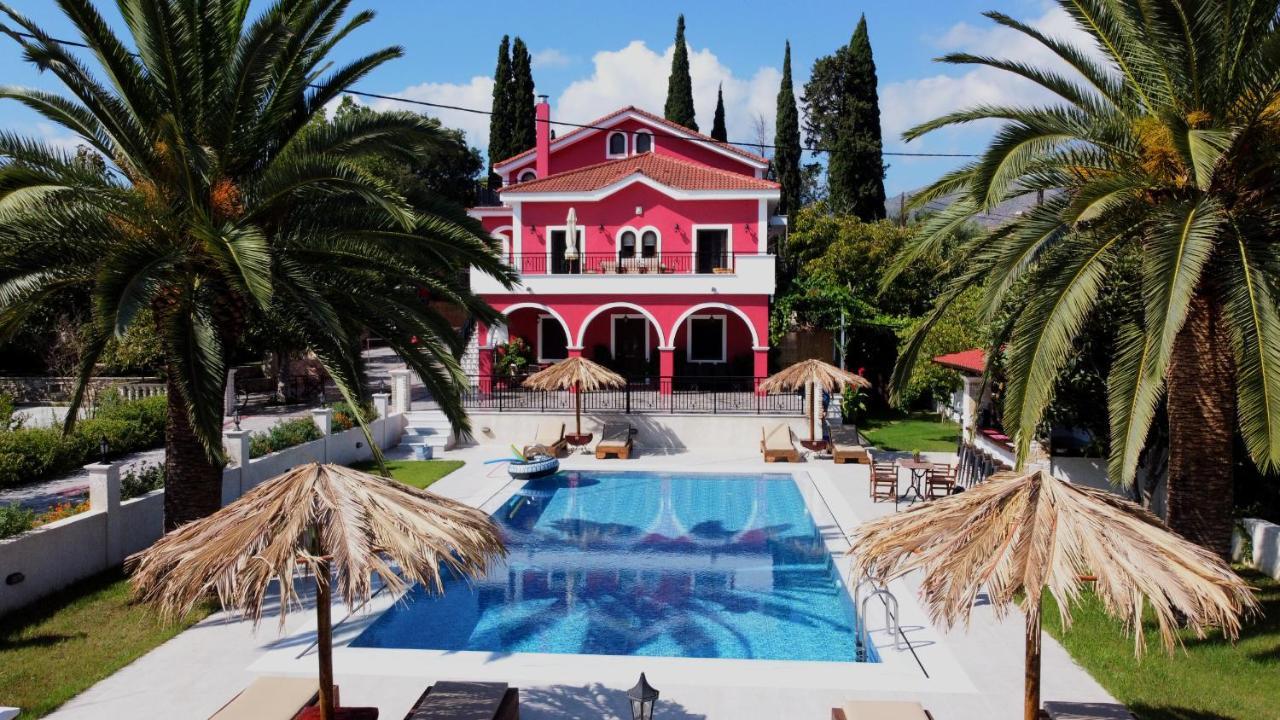 Zissis & Pool 5min Drive To Kato Yerakarion